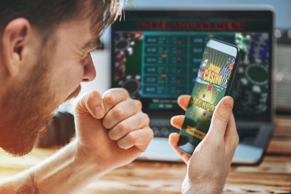 mobile-friendly slot game browsing layout on i444 for Bangladesh players